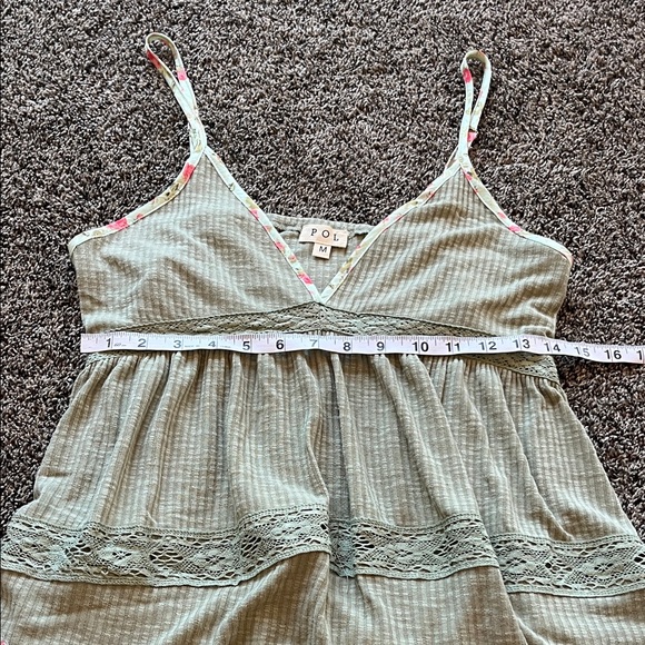 POL Floral tank top - Picture 11 of 13